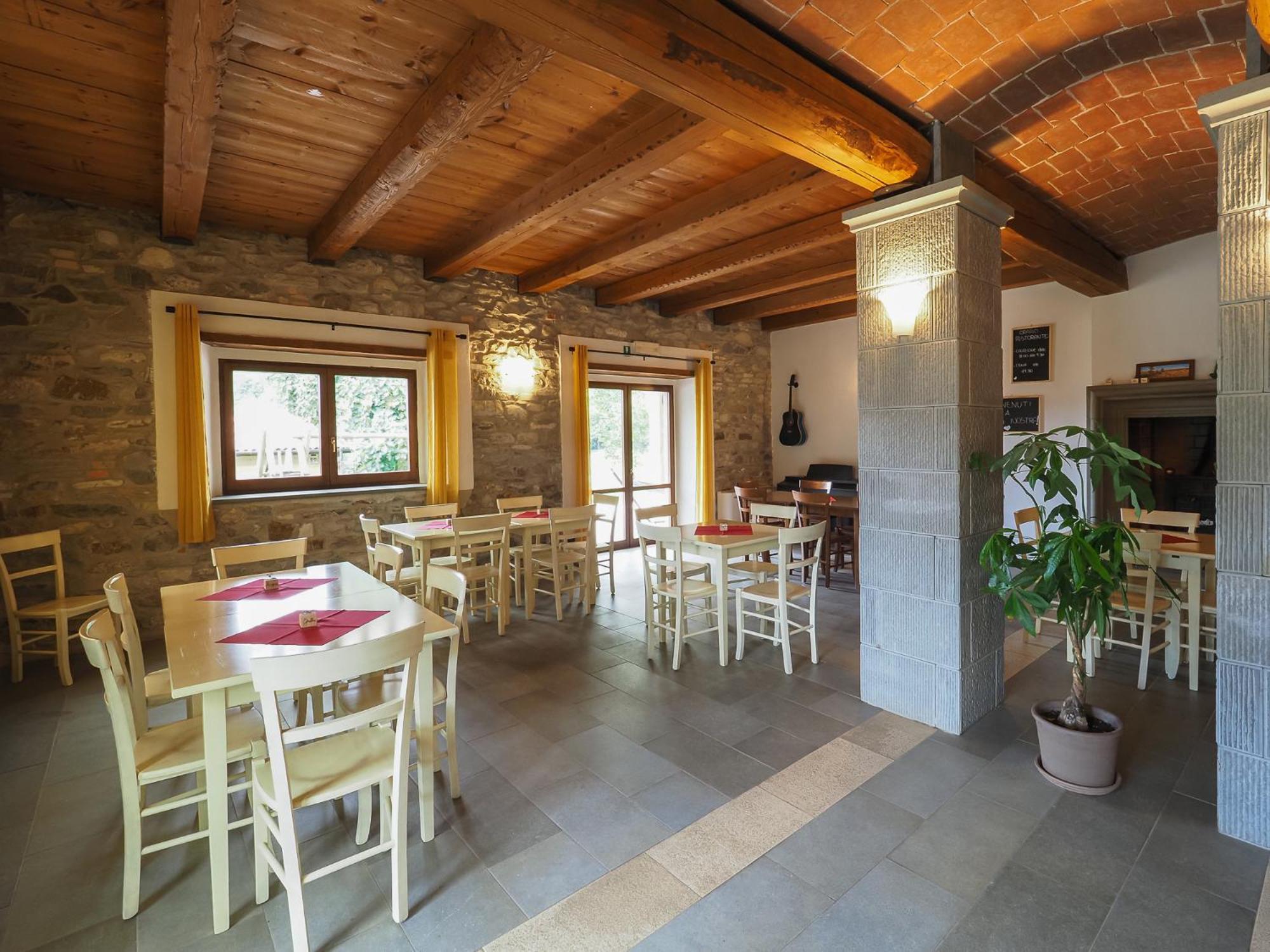 Agriturismo Villaggio Eden Пьеве-Санто-Стефано Экстерьер фото
