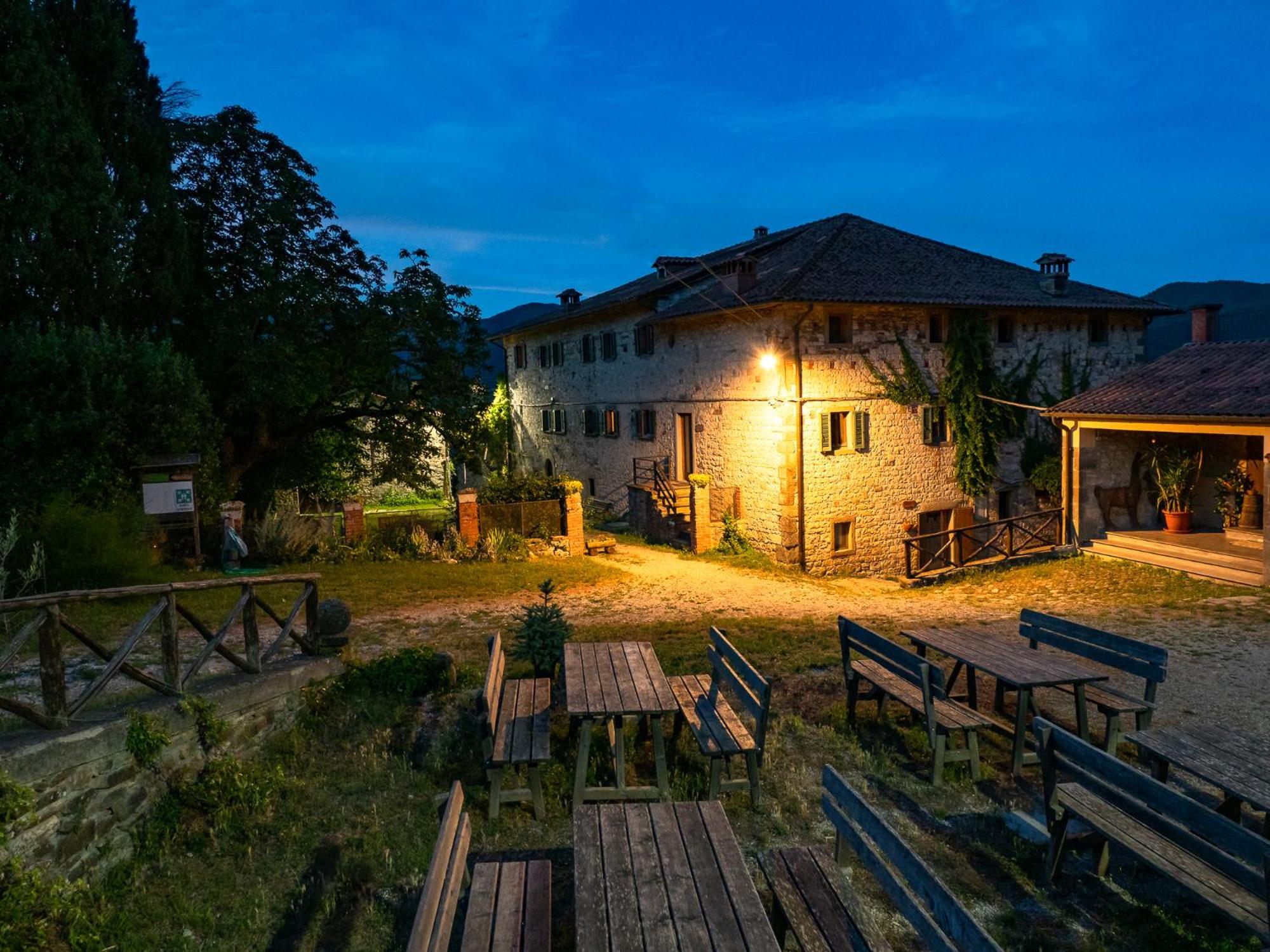 Agriturismo Villaggio Eden Пьеве-Санто-Стефано Экстерьер фото