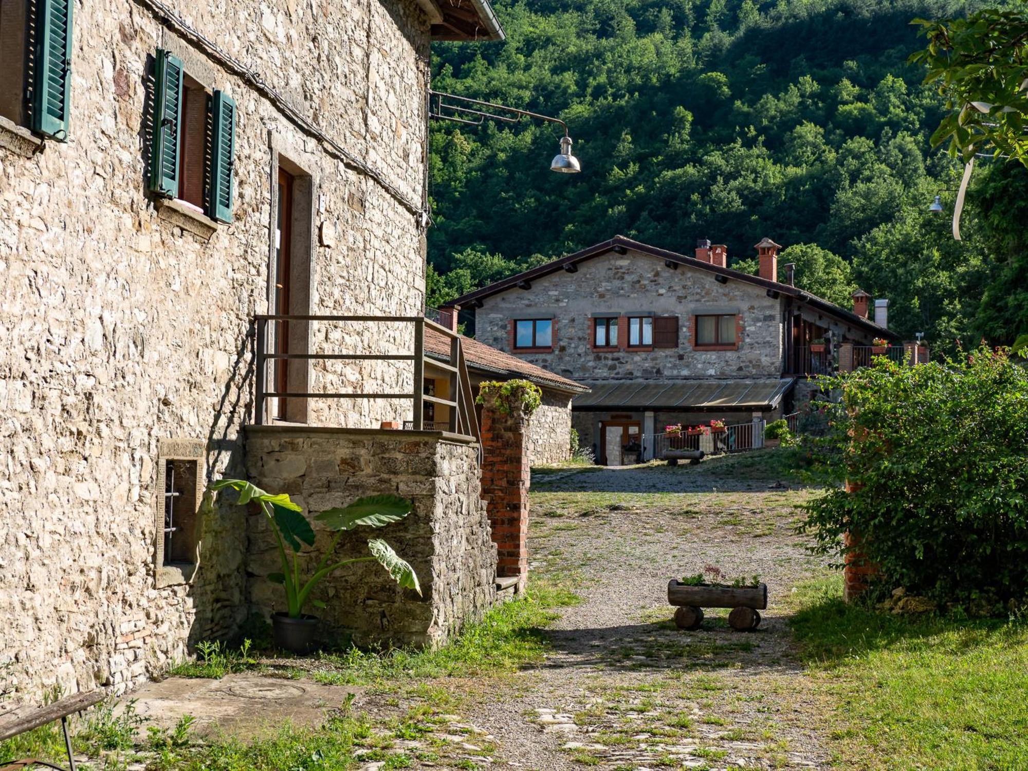 Agriturismo Villaggio Eden Пьеве-Санто-Стефано Экстерьер фото