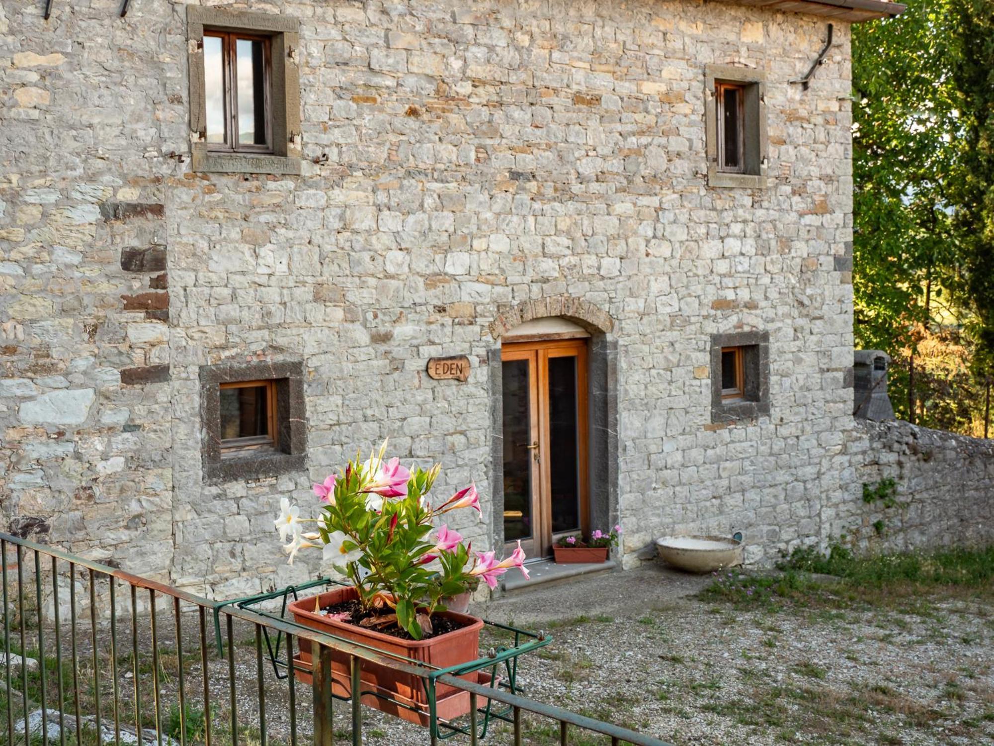 Agriturismo Villaggio Eden Пьеве-Санто-Стефано Экстерьер фото
